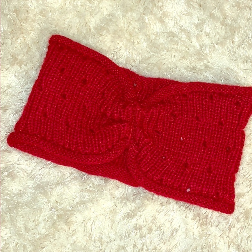 ⭐️6 for $35- Mix & Match⭐️ Red knit headwrap